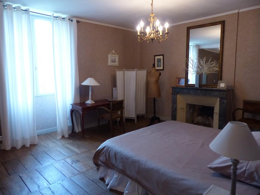 Le Domaine De Panissac Berneuil (Limousin) Quarto foto